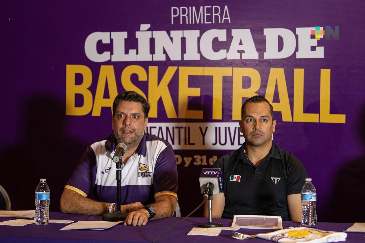 Halcones de Xalapa presentó la primera Clínica de Basquetbol