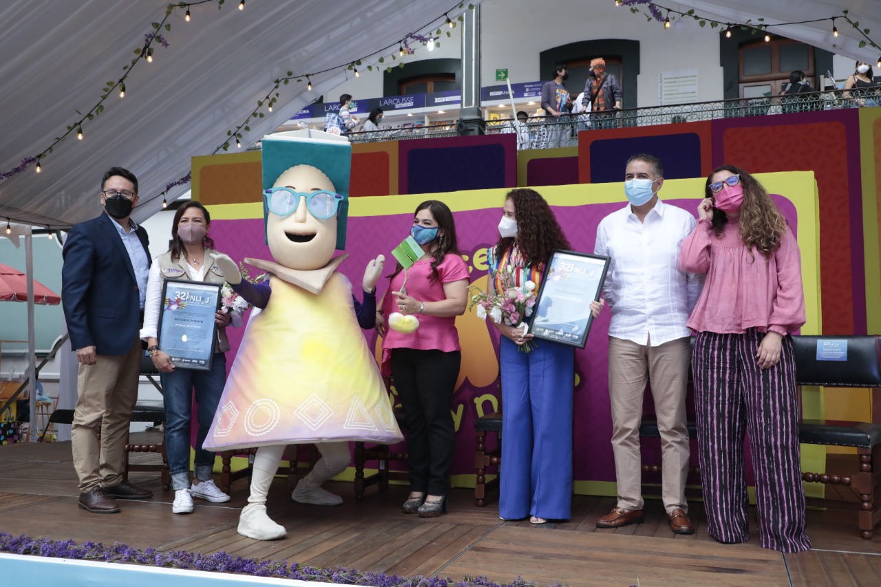 Inauguró IVEC la 32ª FNLIyJ, Xalapa 2022, en el Colegio Preparatorio de Xalapa