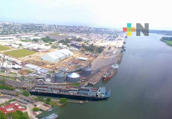 Puerto de Coatzacoalcos, cuarto recinto portuario mexicano con más movimiento de carga