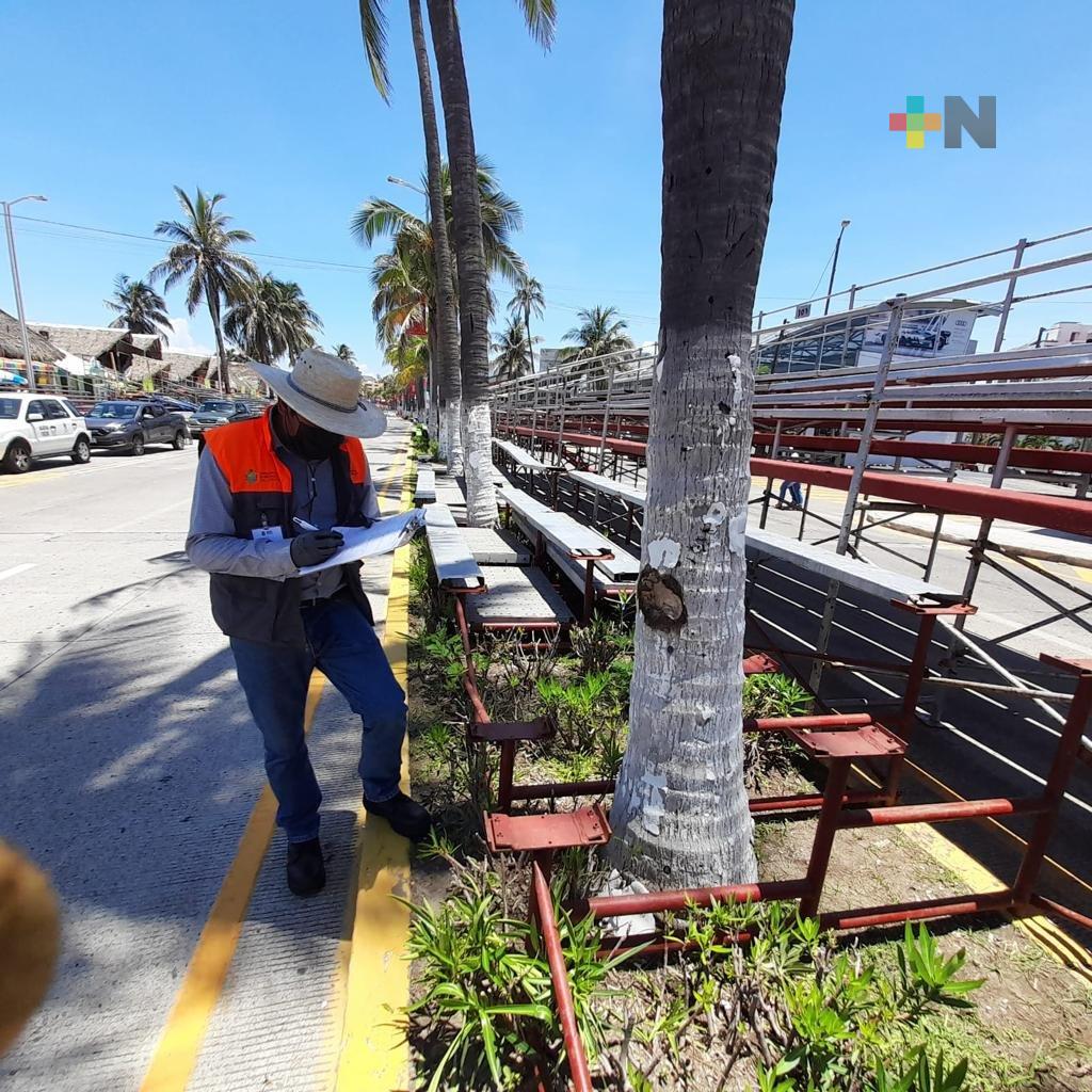 Revisan estructuras de gradas instaladas para Carnaval de Veracruz 2022