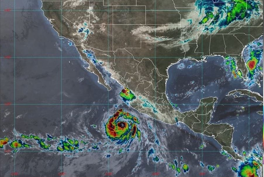 Huracán Estelle está a 470 km al suroeste de Manzanillo, Colima