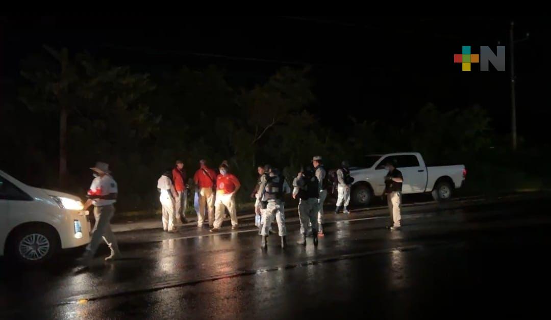 Migrantes logran salir con vida de contenedor abandonado en Sayula