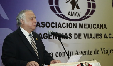 Agentes de viajes, motor de venta de los productos turísticos de México: Miguel Torruco