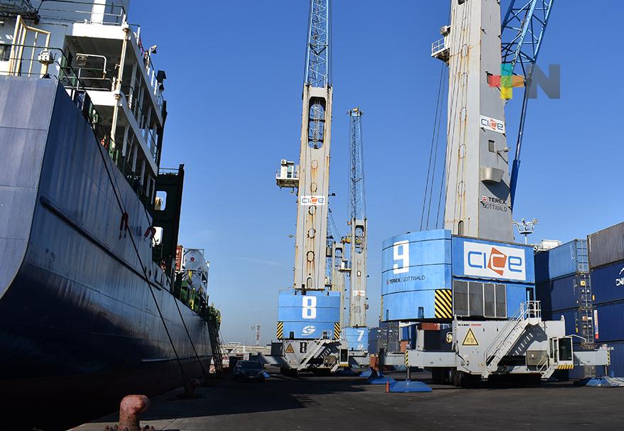 Grupo CICE realizó diez operaciones simultáneas, en el puerto