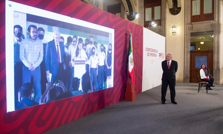 Inicia ciclo escolar 2022-2023; Delfina Gómez presenta informe de resultados en SEP