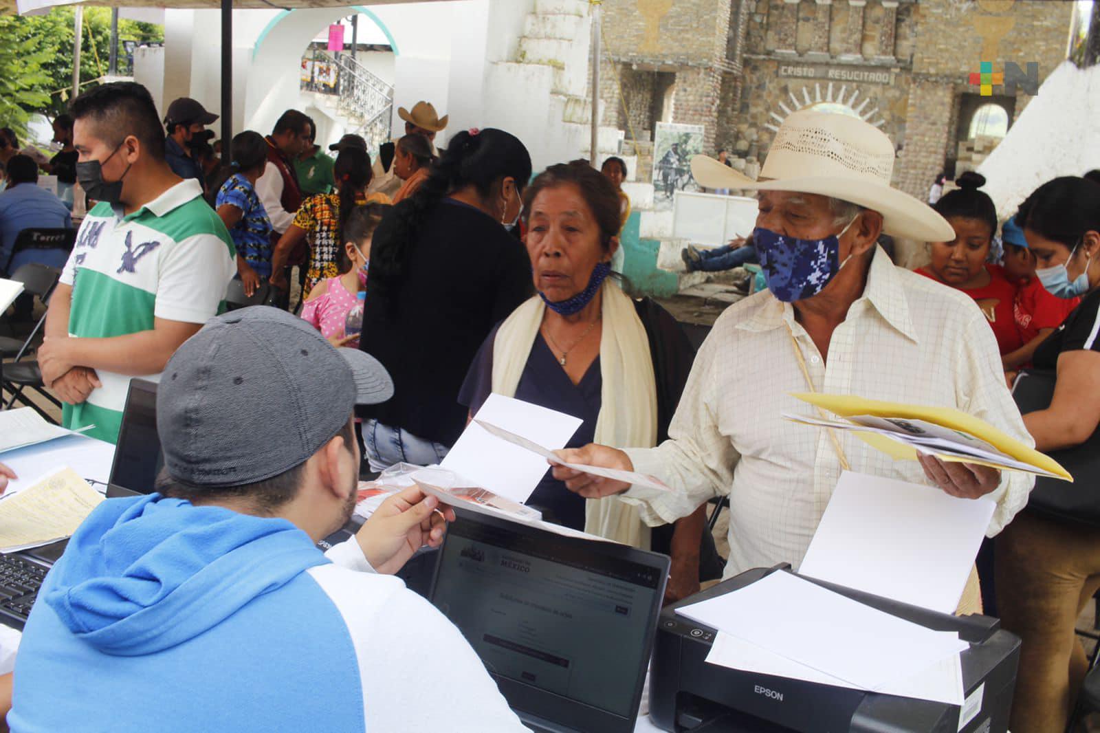 Brigada Itinerante del Registro Civil atendió a más de 800 personas en Ilamatlán