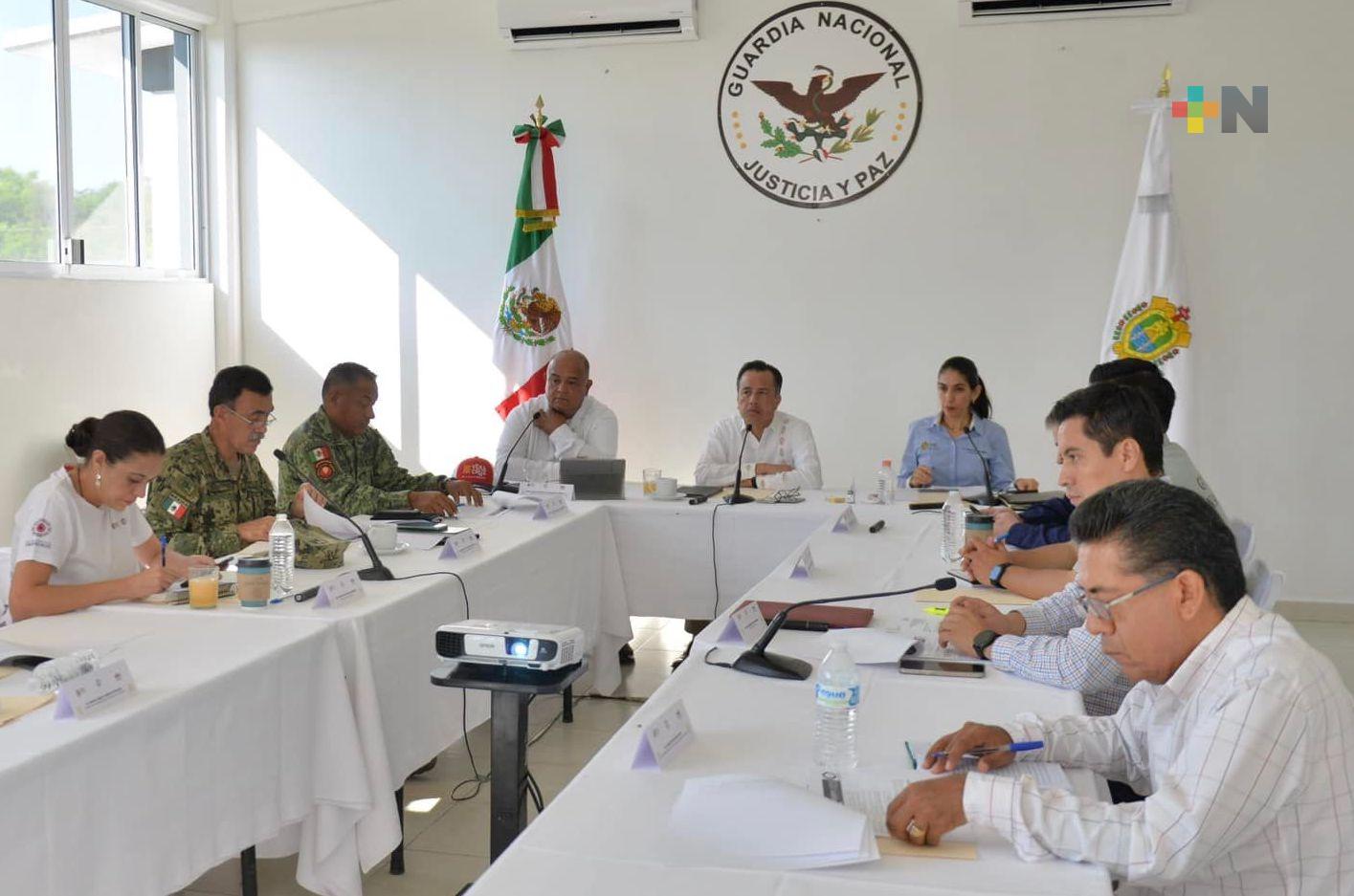 Cesar a tres policías por corrupción, en Camerino Z. Mendoza: Gobernador