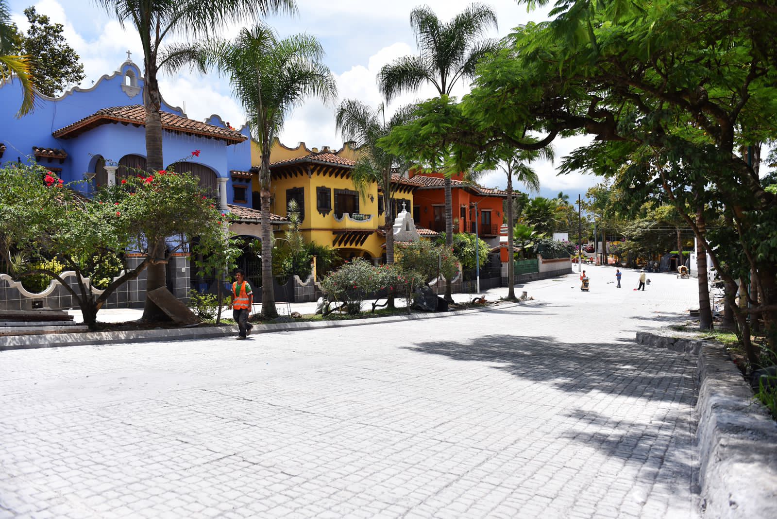 Avanza rehabilitación integral de Paseo de las Palmas en Xalapa