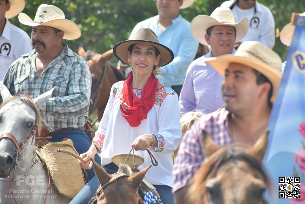 Verónica Hernández Giadáns participa en la Gran Cabalgata Pueblillo