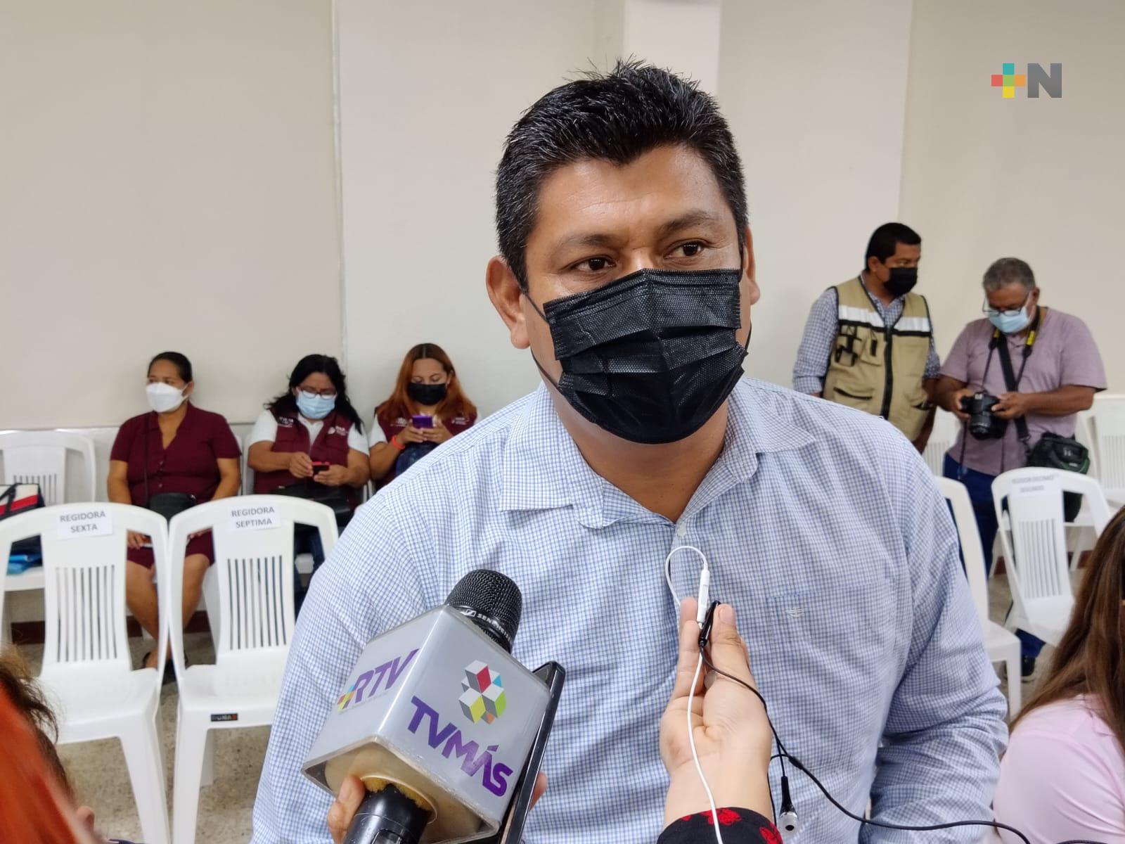 Se protegerán reservas naturales de Soteapan en explotación petroquímica