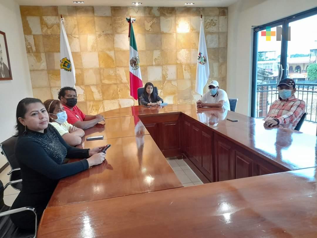 Retoma su cargo alcaldesa de Sayula de Alemán; anunció reestructuración