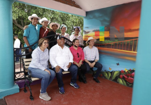 En Veracruz se fortalece infraestructura carretera, con mejores servicios de transporte: Margarita Corro