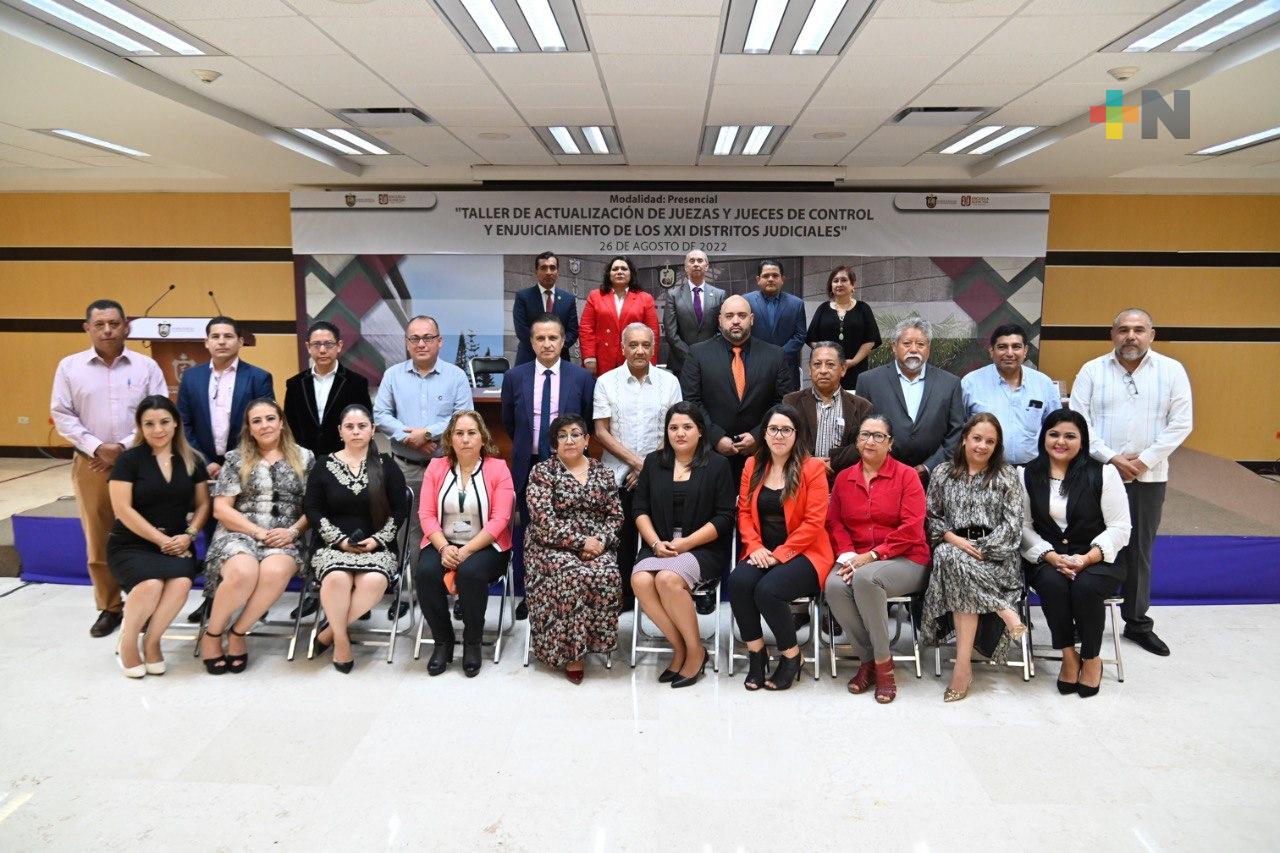 PJEV capacita a Juezas y Jueces de Control y Enjuiciamiento