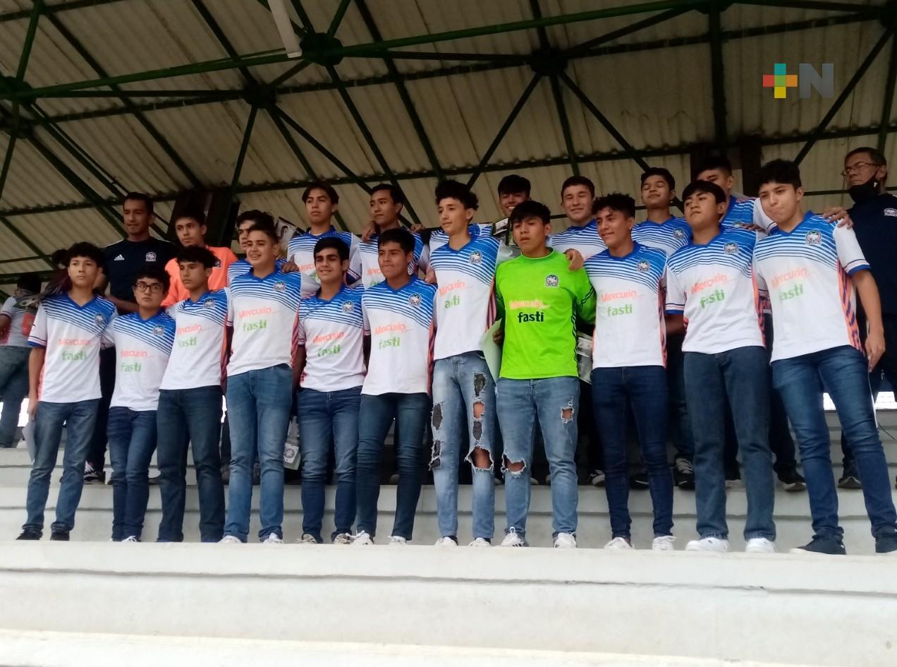 Concluye ciclo deportivo categoría Sub-15 en Delfines de Xalapa