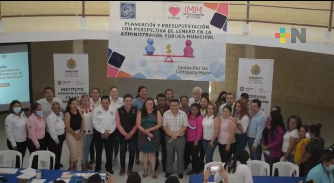 Trabajan para erradicar la violencia de género IVM e institutos municipales