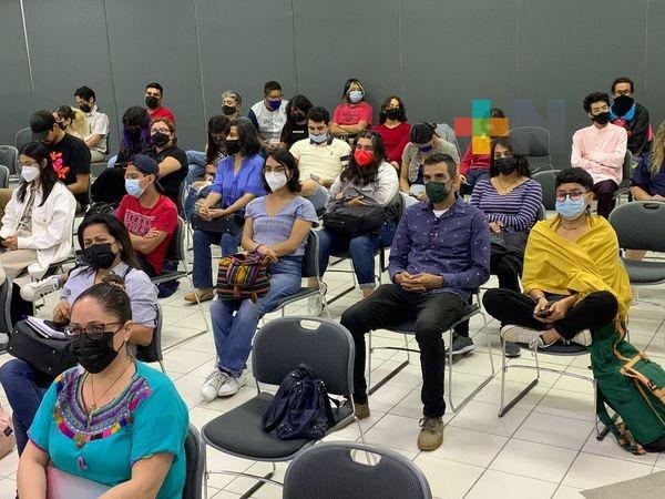 Estudiantes de todas las facultades se suman a «Juventud UV y sustentabilidad»