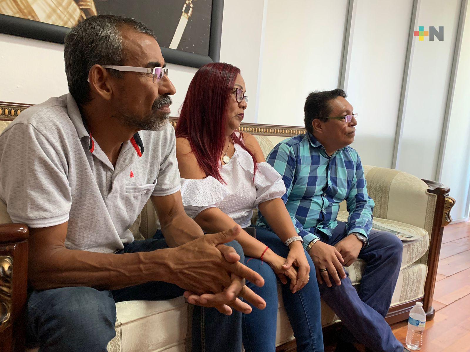 Protestan jubilados de Pemex por el descuento de un seguro que desconocían