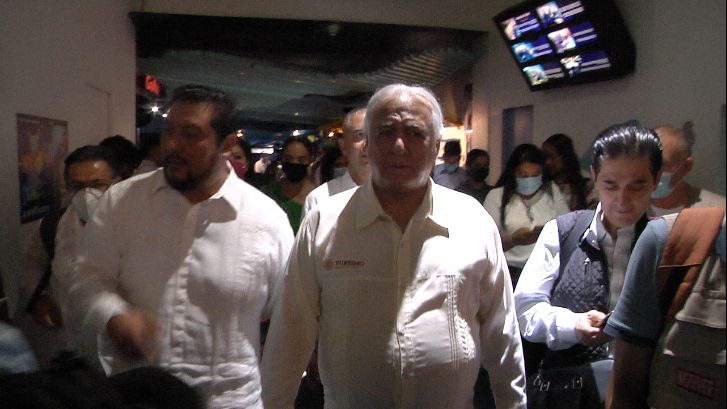 Titular de Sectur México visitó el Aquarium