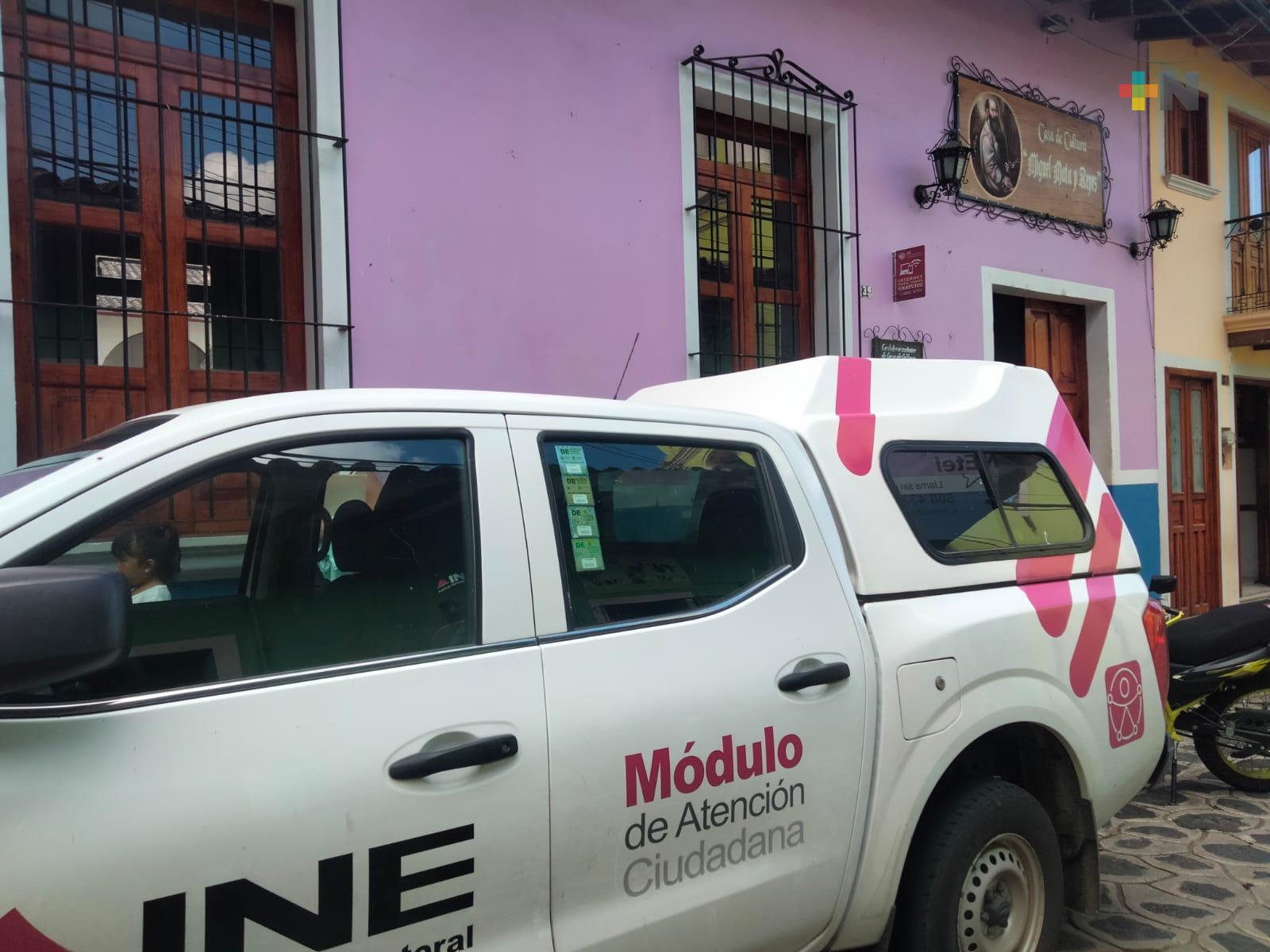 Ofrece módulo móvil del INE diversos trámites
