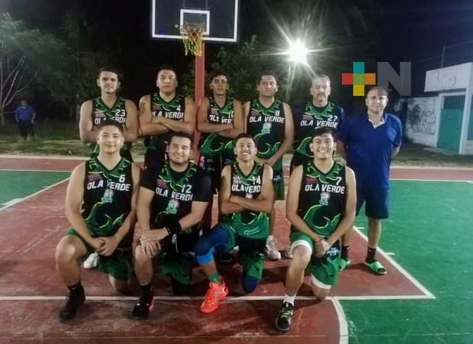 Ola Verde de Coatza se mantiene en la cima del Cisebasver