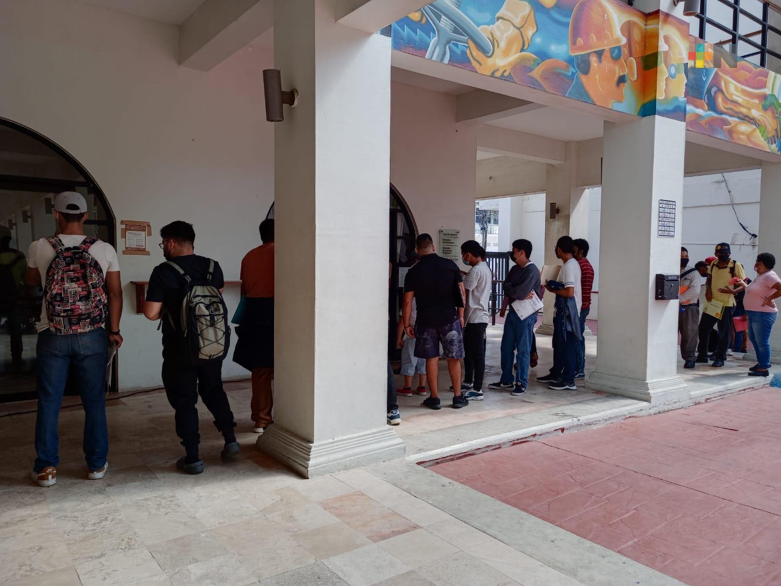 Alta solicitud de precartillas para realizar el servicio militar nacional en Coatzacoalcos