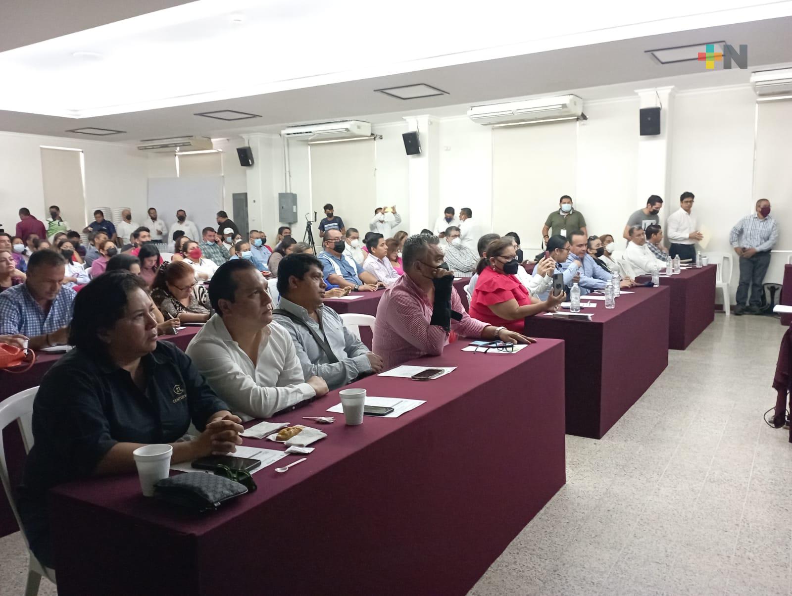Presenta Sedecop programa de desarrollo económico Nafin + estado Veracruz 2022