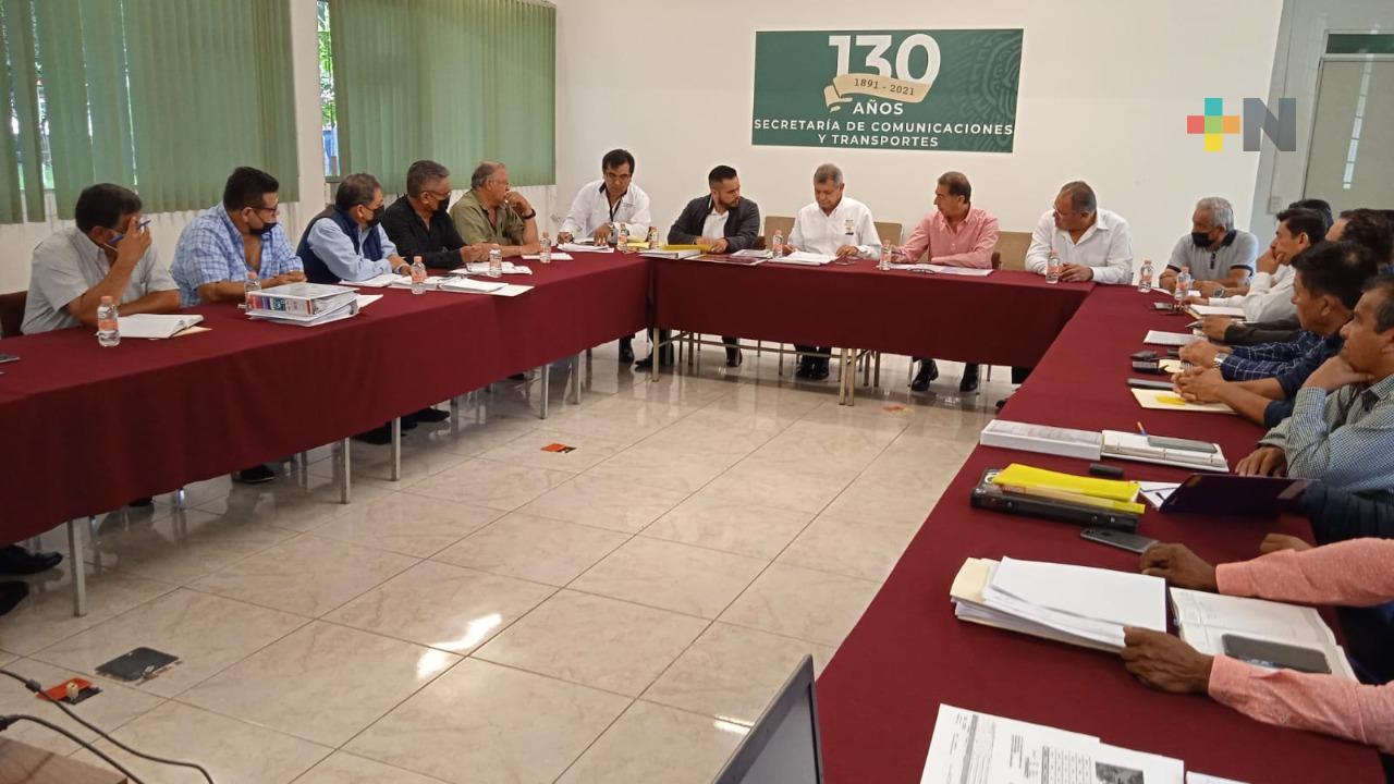 Revisan avances del programa de conservación carretera en Veracruz