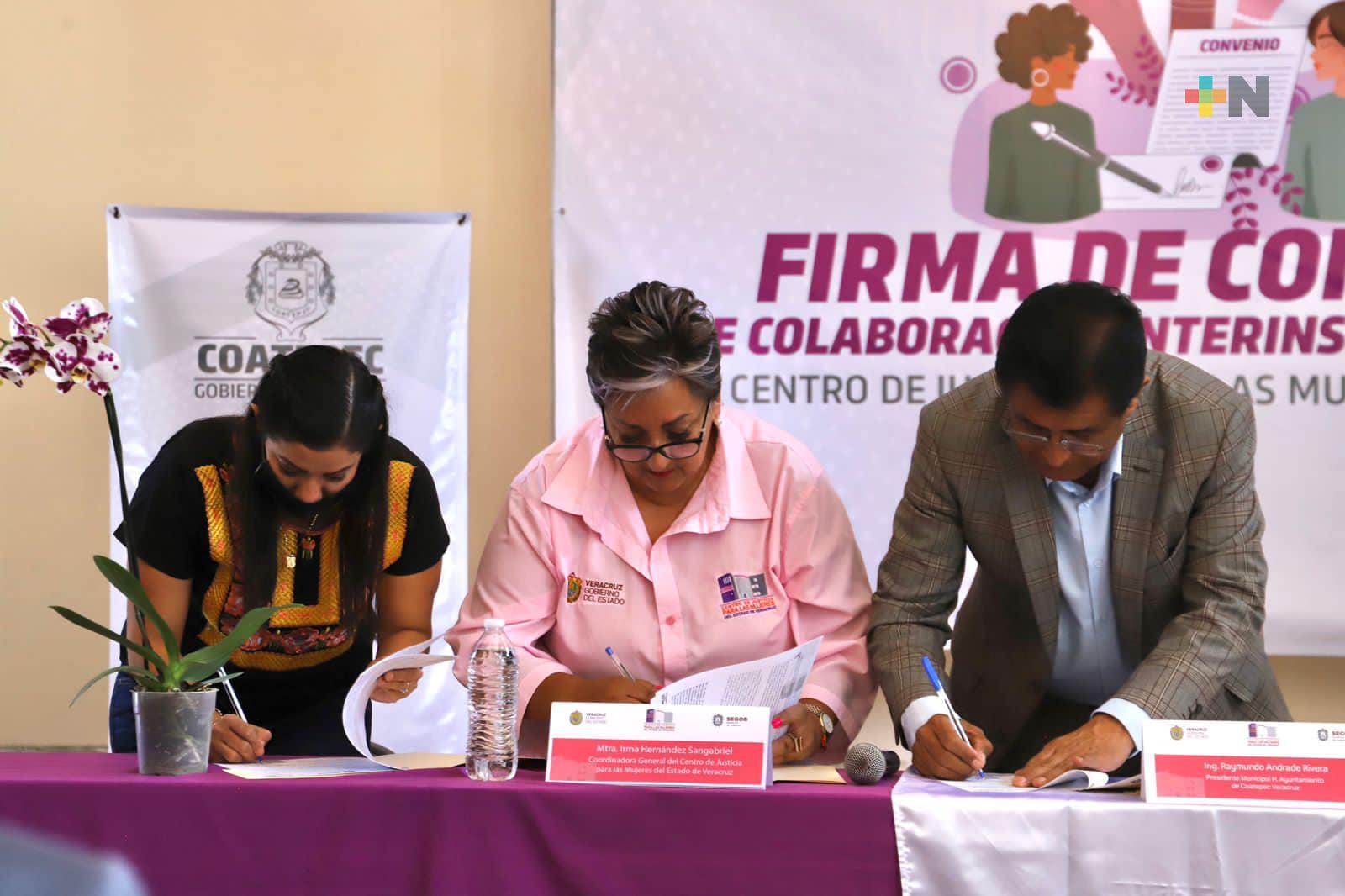 Firman convenio de colaboración entre el Cejum y Ayuntamiento de Coatepec