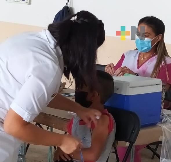 Continúa vacunación antiCovid de menores de cinco a 11 años en municipios de zona centro