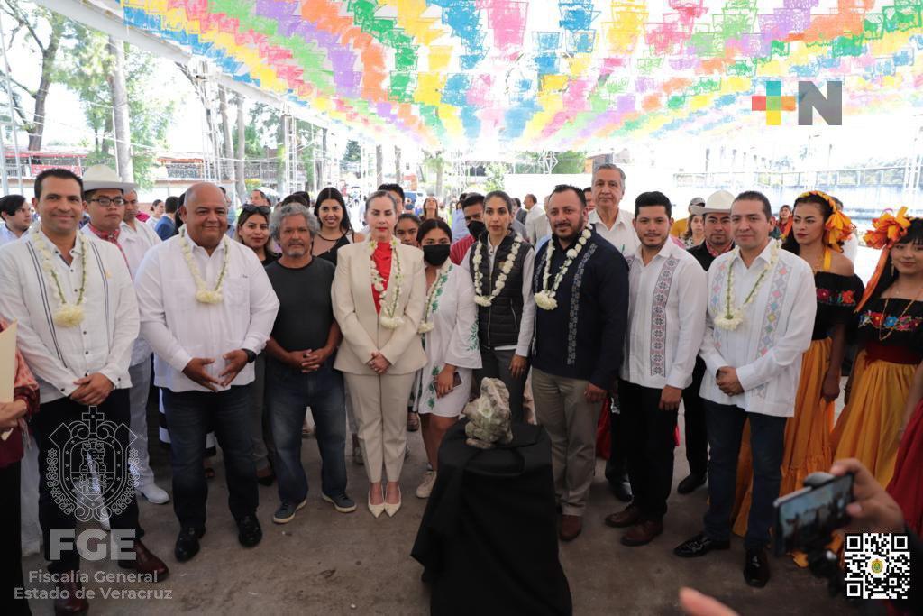 Asiste titular de FGE a inauguración del «Mes del Testamento»