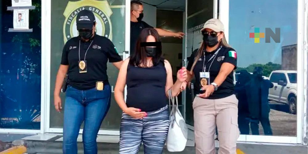 En buen estado de salud Yesenia «N» y su hijo recién nacido