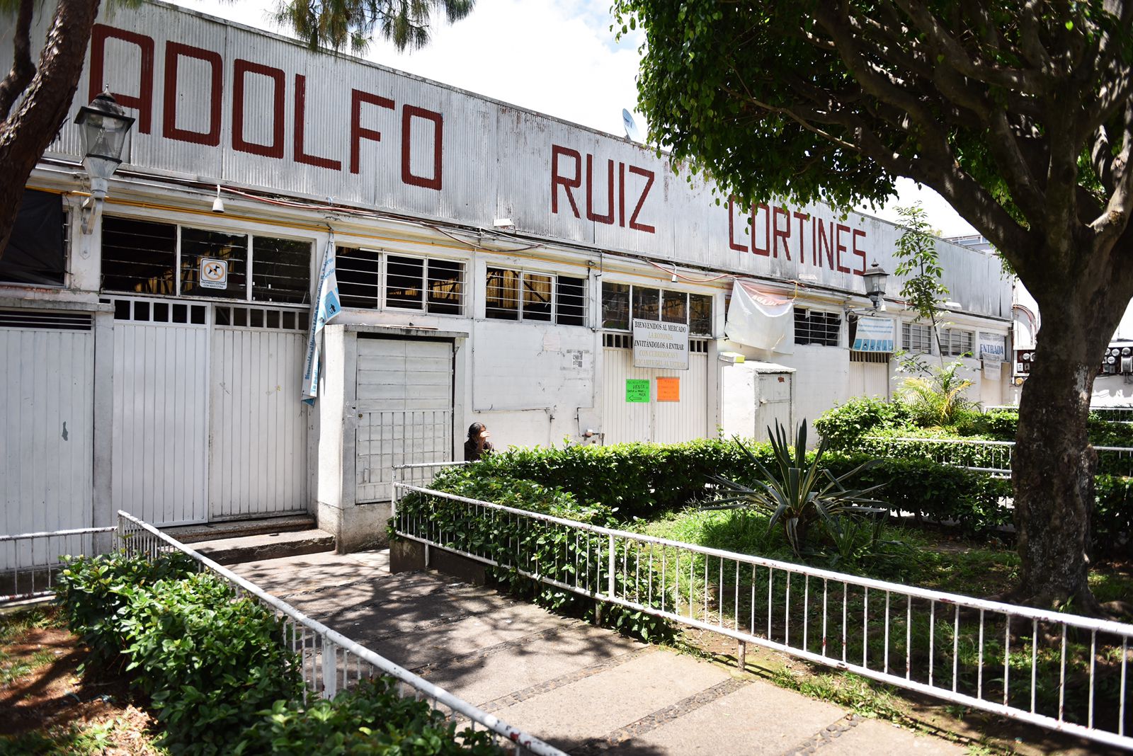 Inicia rehabilitación del mercado “La Rotonda”