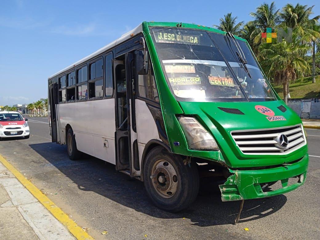 Detenido presunto acosador de mujeres en transporte público de Coatza