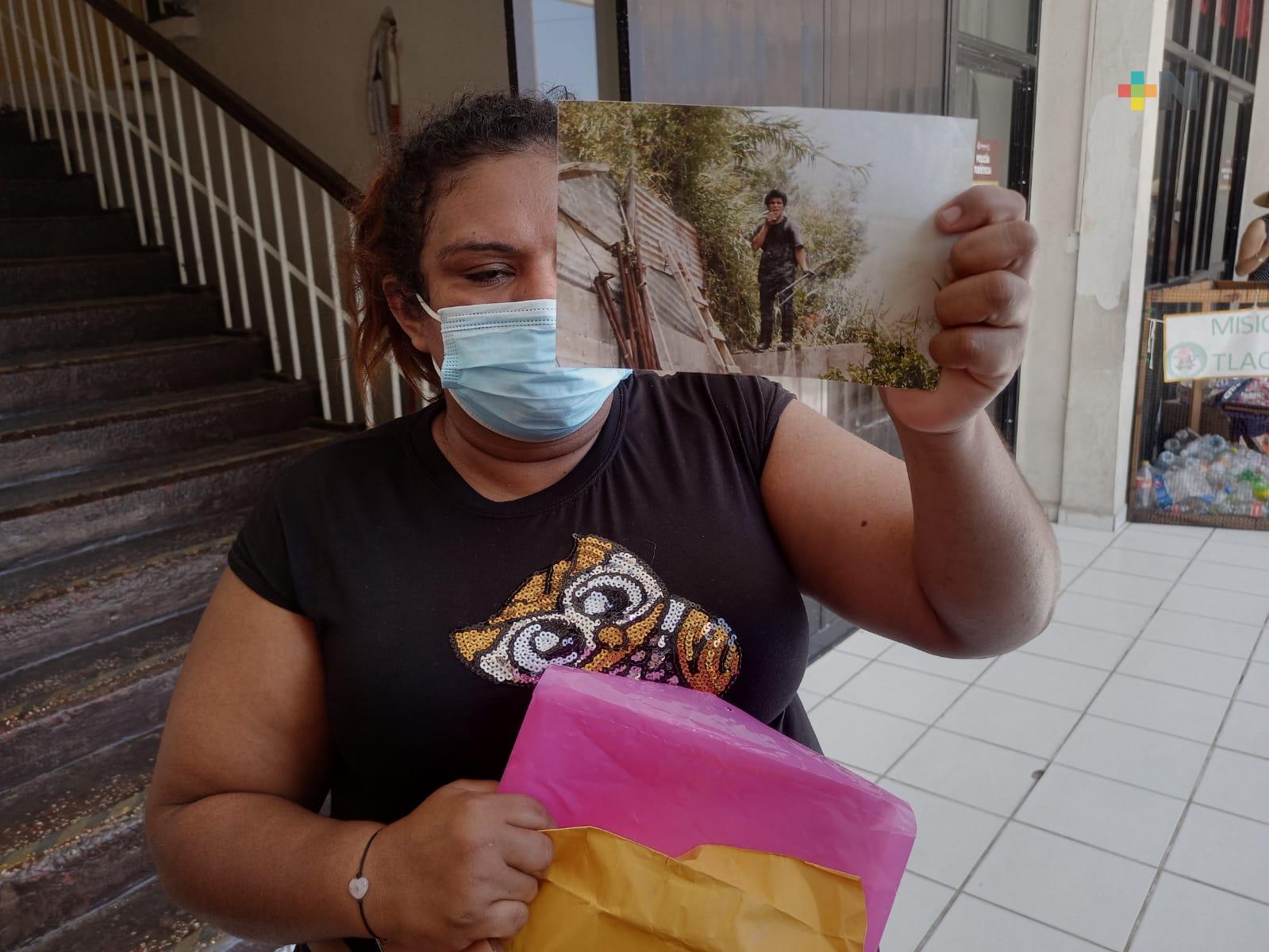 Salvadoreñas varadas buscan a familiar en territorio veracruzano