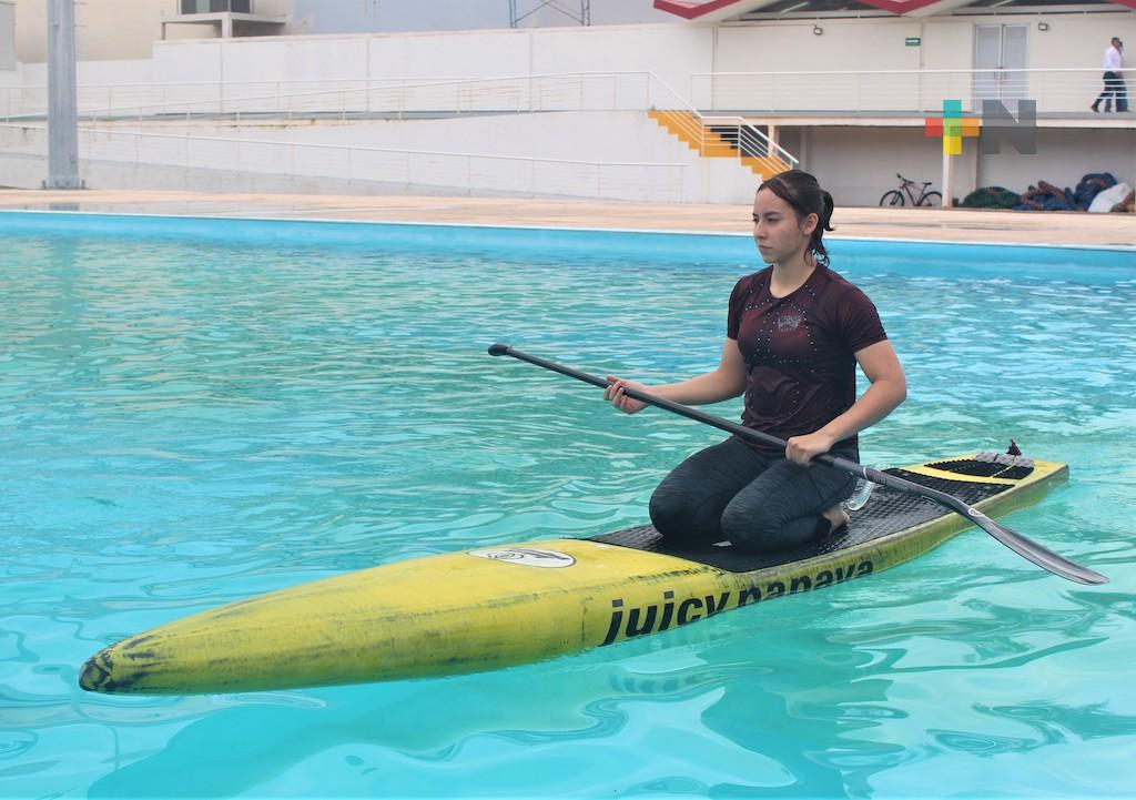 Surfista Regina Pérez busca boleto al Campeonato Panamericano