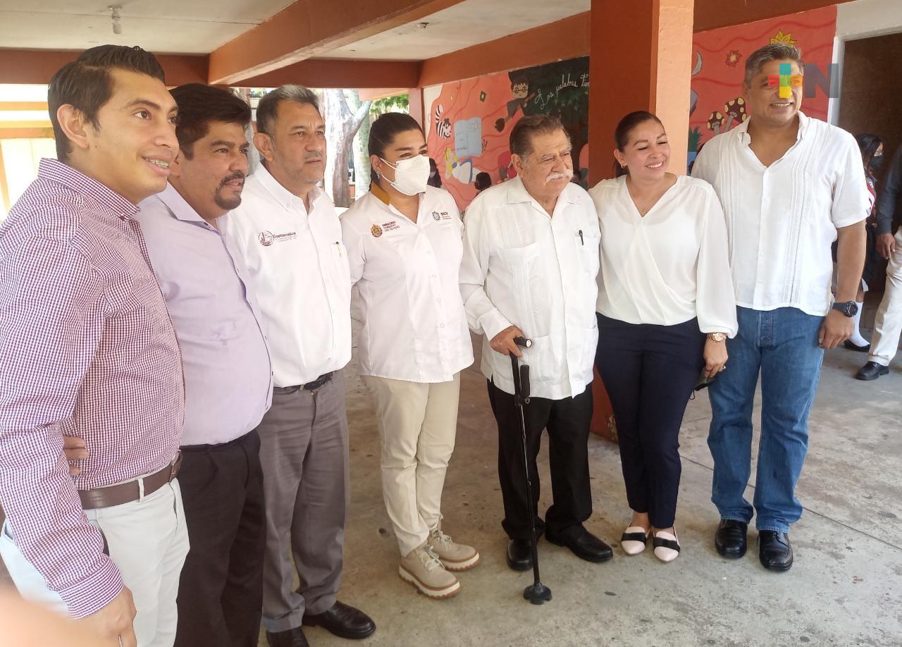 En Coatzacoalcos, autoridades municipales y educativas dan bienvenida al ciclo escolar 2022-2023