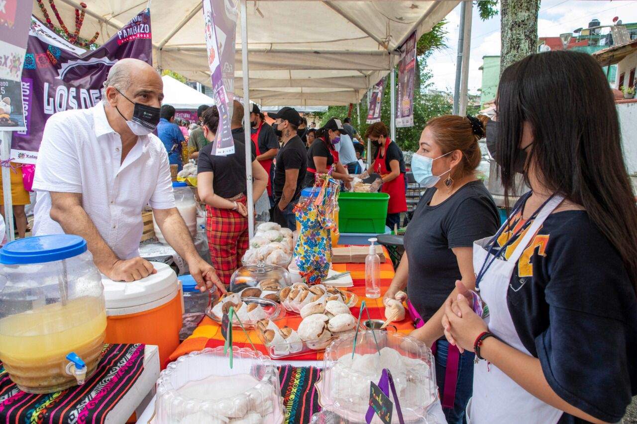 Asiste Ricardo Ahued a Festival del Pambazo