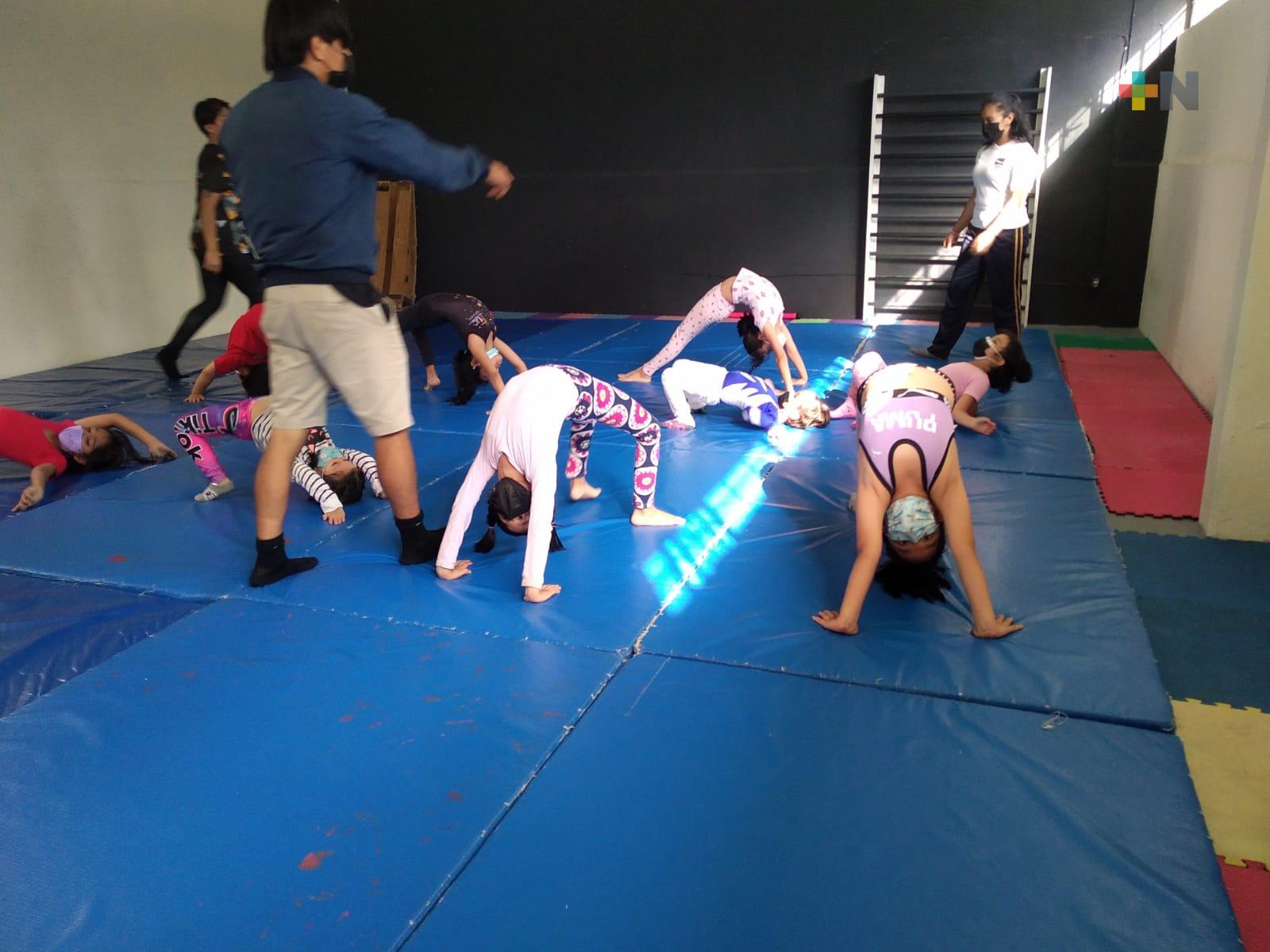 Gimnasia FLIC se alista para certamen nacional en CDMX