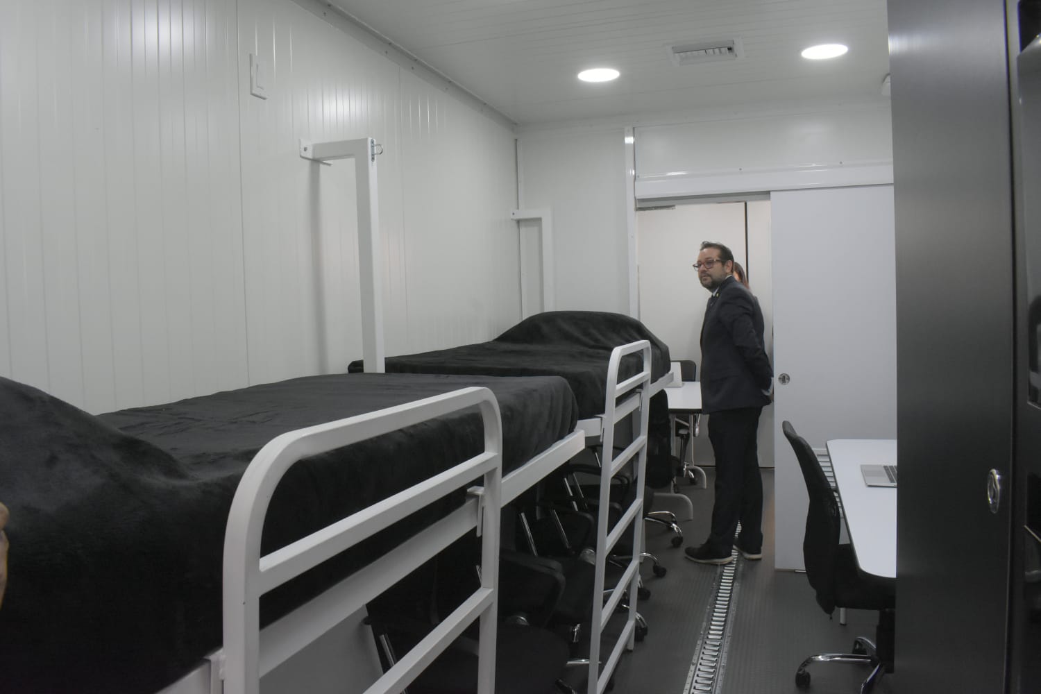 Secretaría de Salud recibe unidades móviles para la atención de emergencias en salud pública