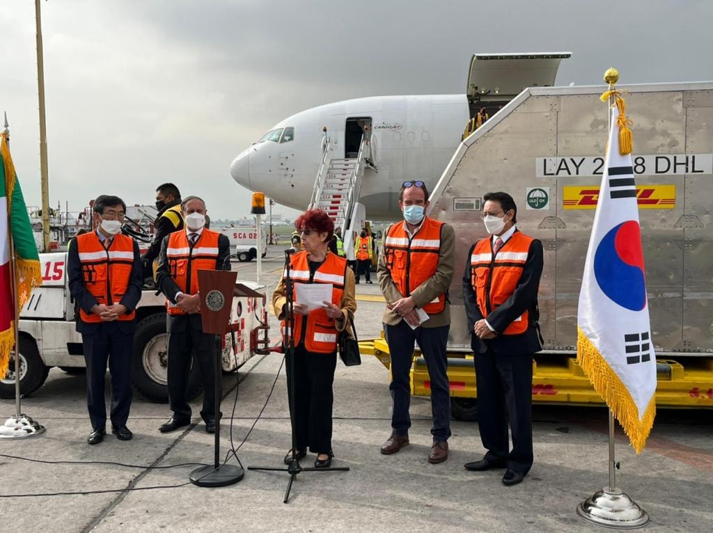 México recibe vacunas pediátricas contra Covid-19 donadas por Corea del Sur