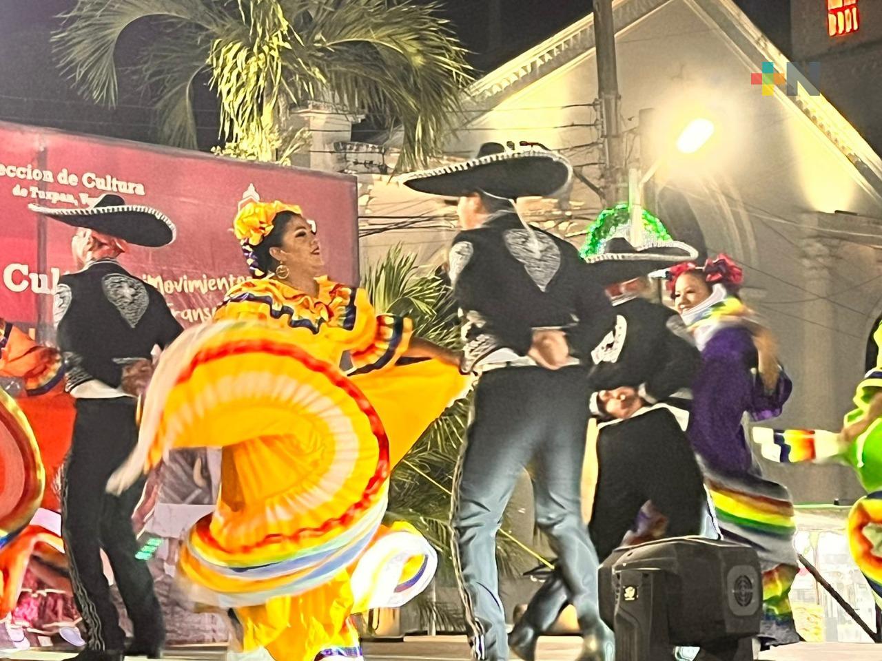 Continúan con gran éxito domingos culturales en municipio de Tuxpan