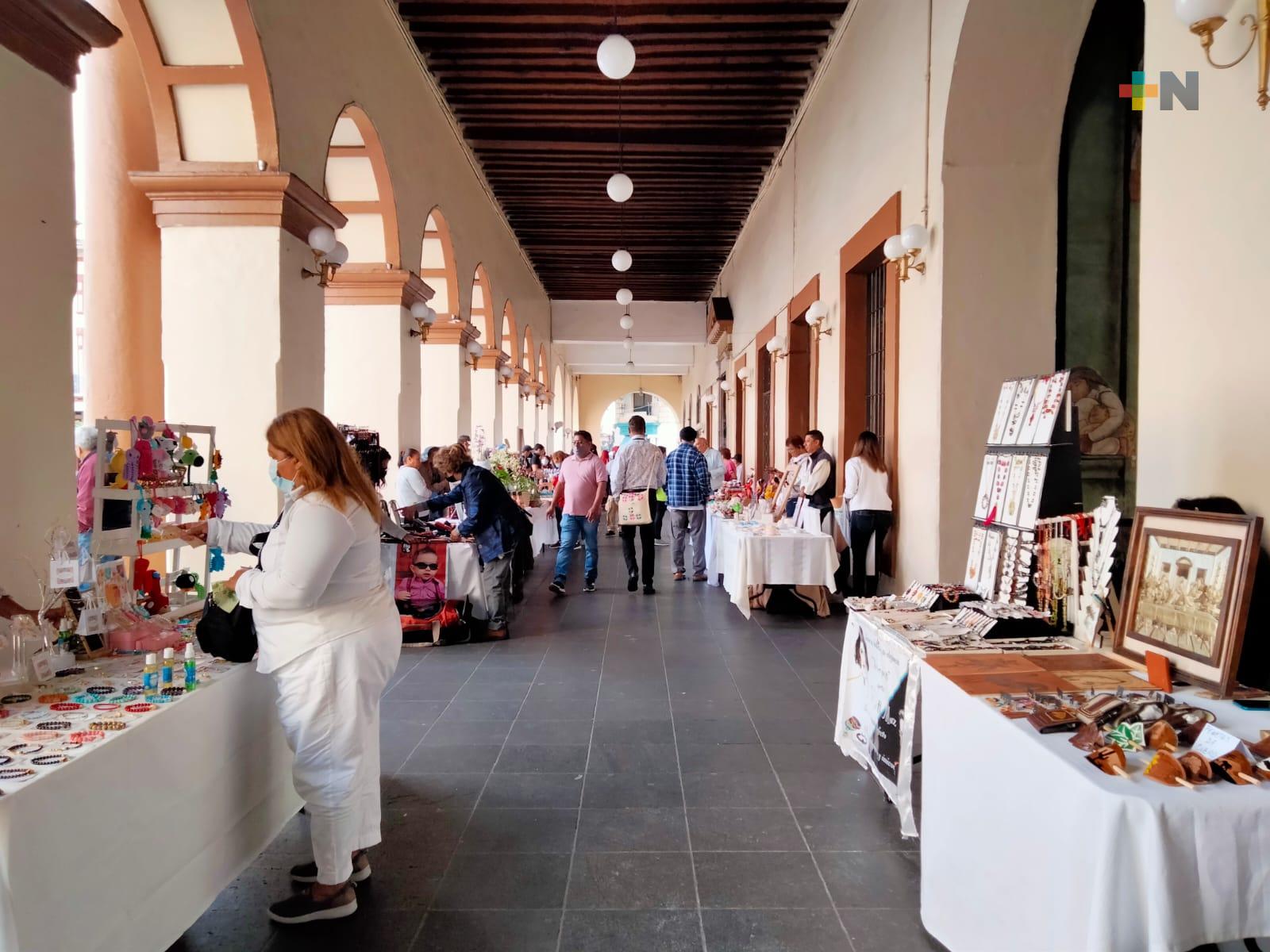 Expoventa artesanal con más de cien expositores en Xalapa