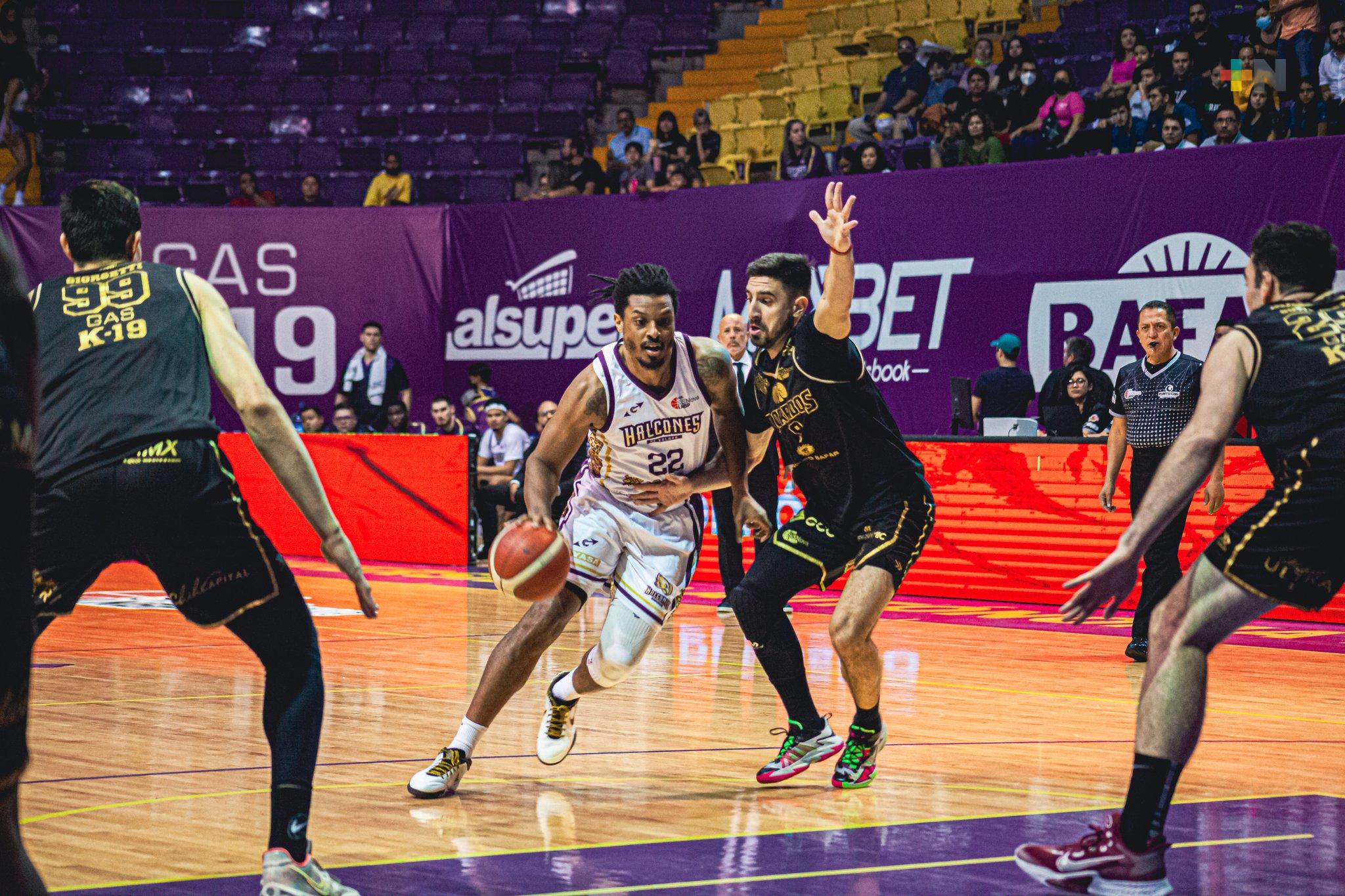 Dorados de Chihuahua vence por 82-78 a los Halcones de Xalapa