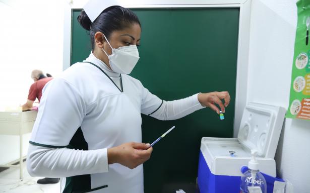 Próxima convocatoria a personal de enfermería para cubrir más de 3 mil vacantes en 27 entidades: IMSS