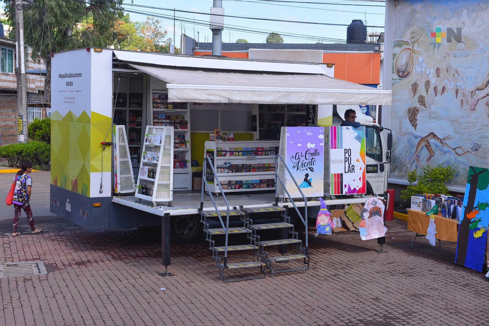 Presencia del Librobús en El Castillo