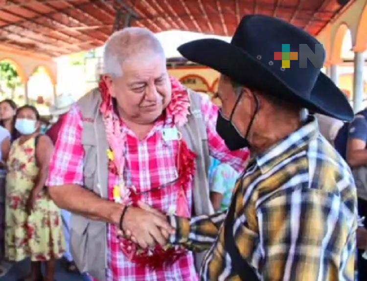 Manuel Huerta supervisa programas de la Secretaría del Bienestar en la huasteca veracruzana