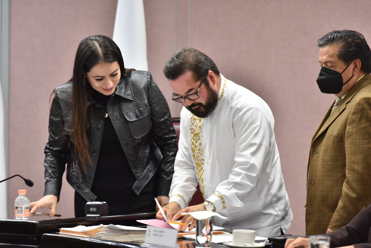 Tipificarían como delito el robo de mercancía de vehículos siniestrados