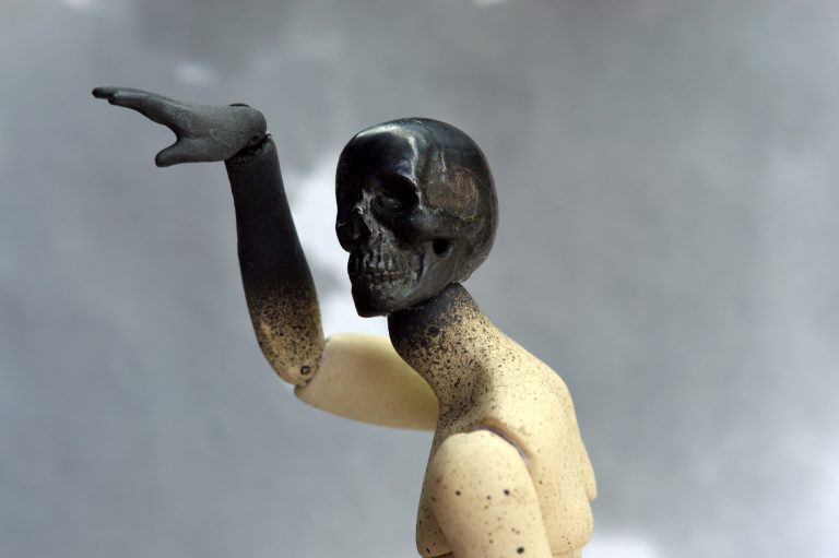 Presenta GACX la exposición Nictomorfos. Formas de la noche, obra de Rafael Rueda