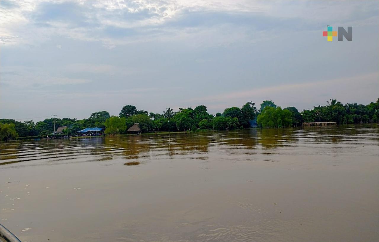 Alertan por ríos crecidos en Oaxaca que afectarían regiones de Veracruz