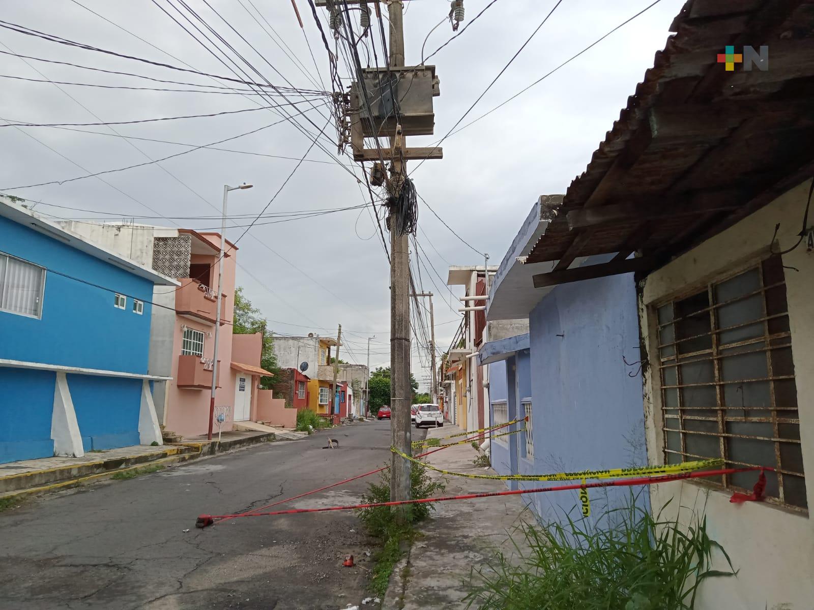 Vecinos de la colonia Unidad Veracruzana llevan más de un día sin energía eléctrica